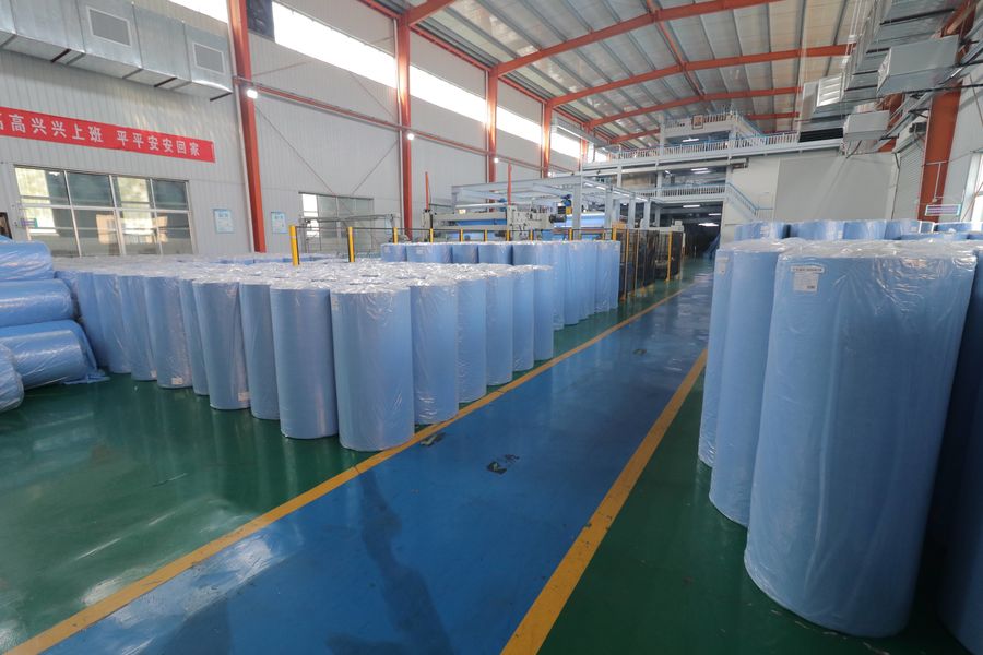 Xinyang Yihe Non-Woven Co., Ltd. निर्माता उत्पादन लाइन